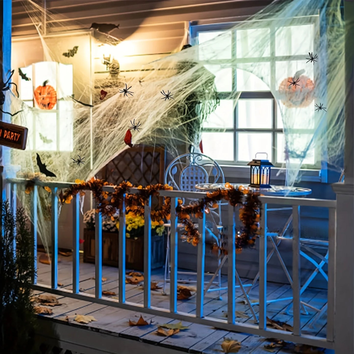 Glow in The Dark Spider Webs and Fake Spiders White Stretch Cobwebs for Halloween Indoor Outdoor Horror Decoration Prop